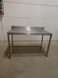 Table en inox - 136x70 cm